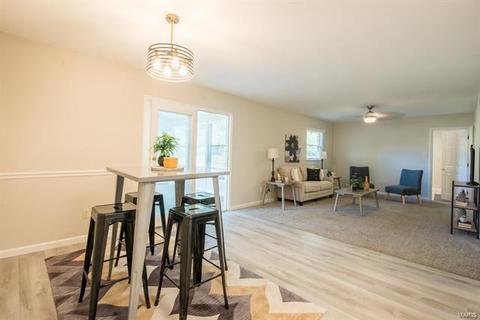 115 Sunnyside Ct, Ballwin, MO 63021 photo 13
