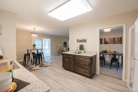 115 Sunnyside Ct, Ballwin, MO 63021 photo 18