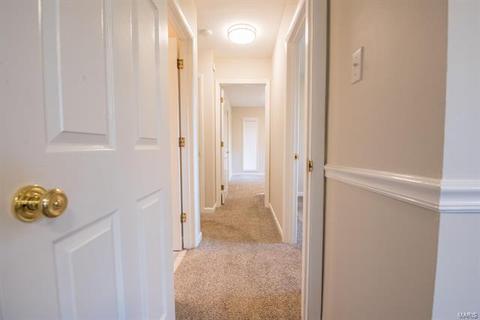115 Sunnyside Ct, Ballwin, MO 63021 photo 23