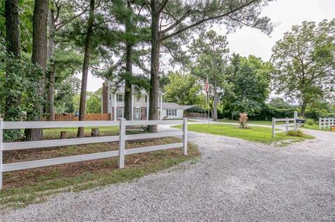 3422 Apple Tree Ln, Bridgeton, MO 63044 photo 3