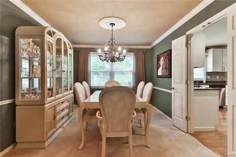 625 Waterford Ridge Ct, Ballwin, MO 63021 photo 11