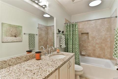 625 Waterford Ridge Ct, Ballwin, MO 63021 photo 36