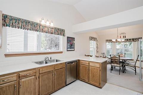 807 Barbara Ann Ln, Ellisville, MO 63021 photo 11