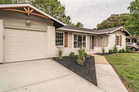 351 Messina Dr, Ballwin, MO 63021 photo 2