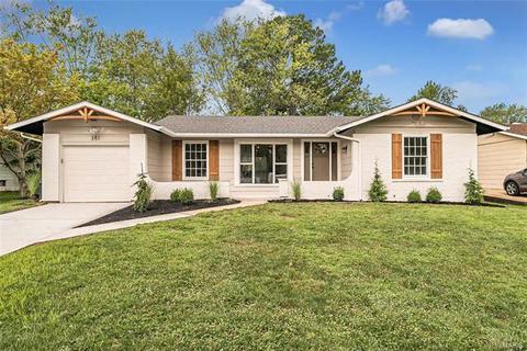 351 Messina Dr, Ballwin, MO 63021 photo 1