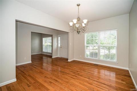 1204 Arbor Trails Ct, Ballwin, MO 63021 photo 8