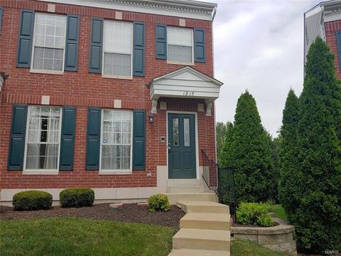 1315 Parkview Estates Dr, Ellisville, MO 63021 photo 1
