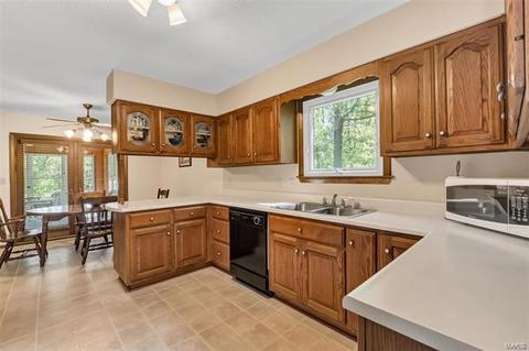 1001 Mueller Rd, O'fallon, MO 63366 photo 11