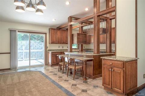 569 Woodlyn Crossing Cir, Ballwin, MO 63021 photo 18