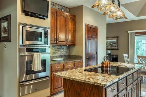 1154 Whitmoor Dr, Weldon Spring, MO 63304 photo 16