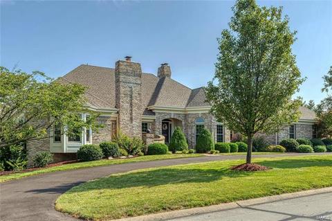 1154 Whitmoor Dr, Weldon Spring, MO 63304 photo 2