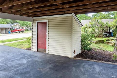 440 Country Downs, Ballwin, MO 63021 photo 14