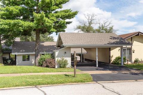 440 Country Downs, Ballwin, MO 63021 photo 1