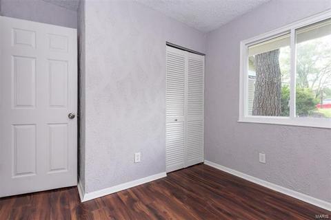 440 Country Downs, Ballwin, MO 63021 photo 12