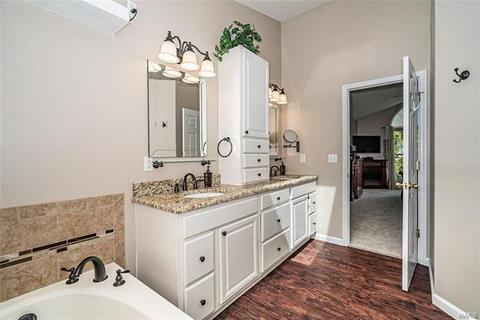 7306 The Cedars Dr, O'fallon, MO 63368 photo 39