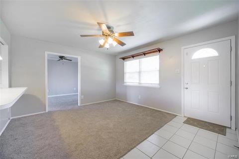 301 Briscoe Ave, O'fallon, MO 63366 photo 3