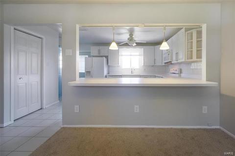 301 Briscoe Ave, O'fallon, MO 63366 photo 4