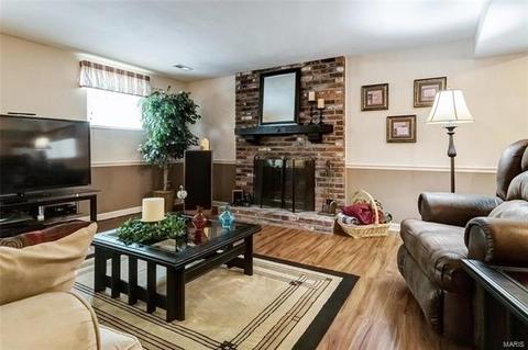 335 Bellezza Dr, Ballwin, MO 63021 photo 16