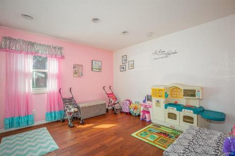 913 Dutch Mill Dr, Ballwin, MO 63011 photo 22