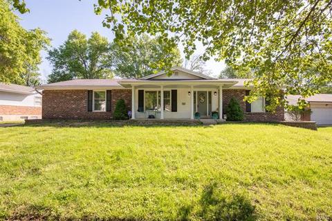 913 Dutch Mill Dr, Ballwin, MO 63011 photo 1