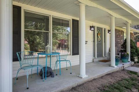 913 Dutch Mill Dr, Ballwin, MO 63011 photo 3