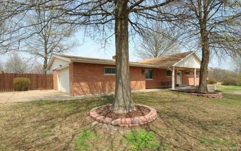 302 Coronation Dr, O'fallon, MO 63366 photo 1