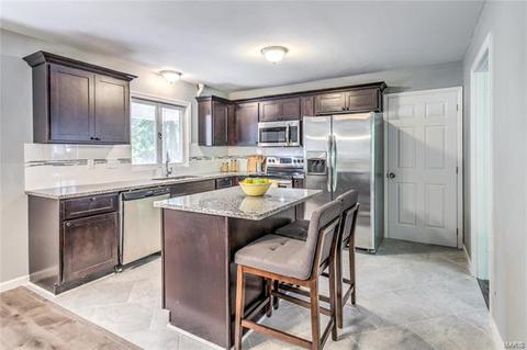 3455 Fee Fee, Bridgeton, MO 63044 photo 7