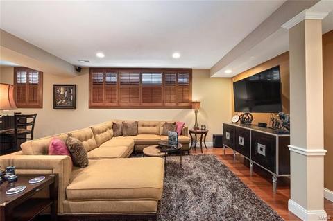 1253 Arbor Bluff Cir, Ballwin, MO 63021 photo 29