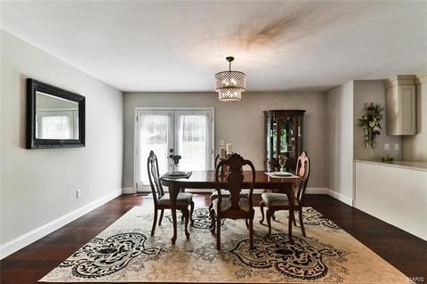 16 Nicolet Dr, Manchester, MO 63011 photo 22
