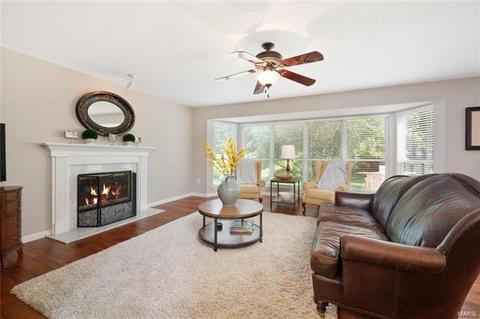 694 Charleston Oaks Dr, Ballwin, MO 63021 photo 7