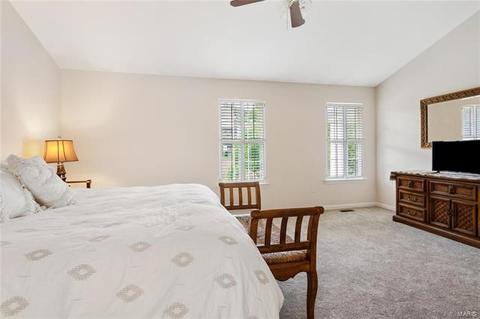 694 Charleston Oaks Dr, Ballwin, MO 63021 photo 17