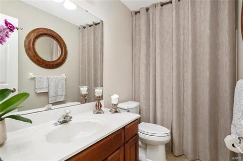 694 Charleston Oaks Dr, Ballwin, MO 63021 photo 22