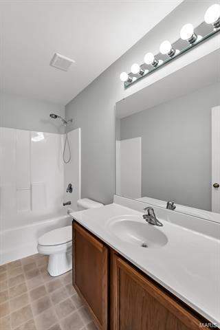 32 Press Box Ct, O'fallon, MO 63366 photo 16