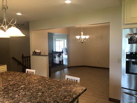 5292 Roanoke Dr, Weldon Spring, MO 63304 photo 4