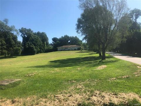 3144 Smiley Rd, Bridgeton, MO 63044 photo 4