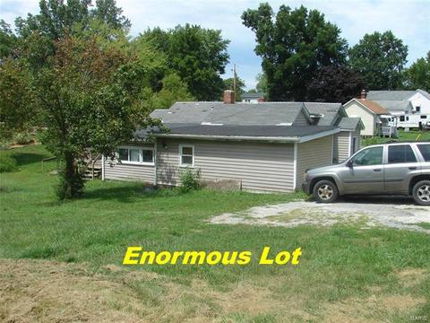300 S 7th, Benld, IL 62009 photo 1