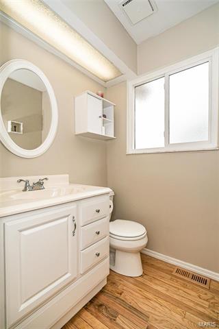 602 Showplace Ct, Ballwin, MO 63021 photo 21