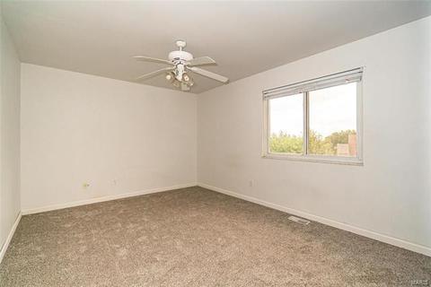 602 Showplace Ct, Ballwin, MO 63021 photo 27