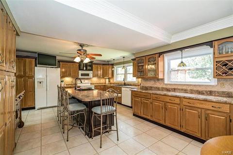 1515 Towne Dr, Ellisville, MO 63011 photo 7