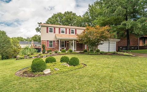 1515 Towne Dr, Ellisville, MO 63011 photo 1