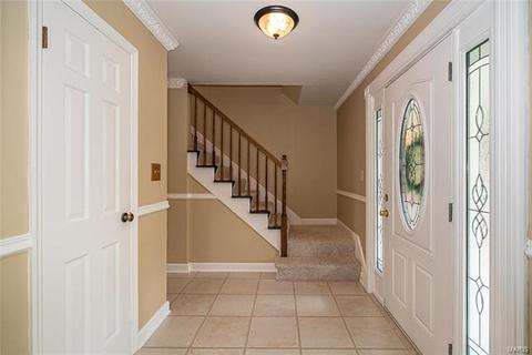 1515 Towne Dr, Ellisville, MO 63011 photo 4