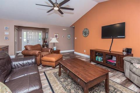 24 Forest Haven Ct, O'fallon, MO 63368 photo 8