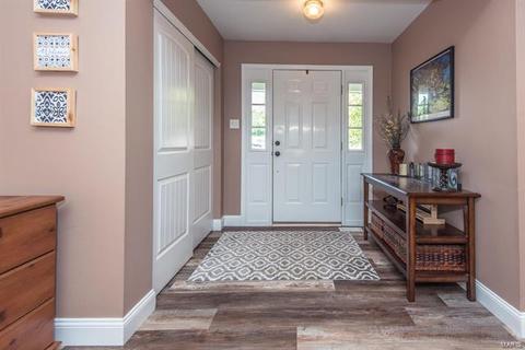 24 Forest Haven Ct, O'fallon, MO 63368 photo 2