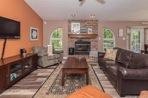 24 Forest Haven Ct, O'fallon, MO 63368 photo 3