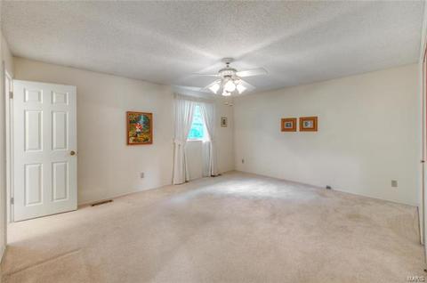 474 Hillbrook Dr, Ballwin, MO 63011 photo 9
