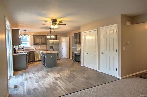 14 Snowbird, O'fallon, MO 63366 photo 4