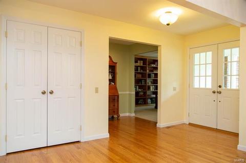 823 Wheelwright, Manchester, MO 63021 photo 4