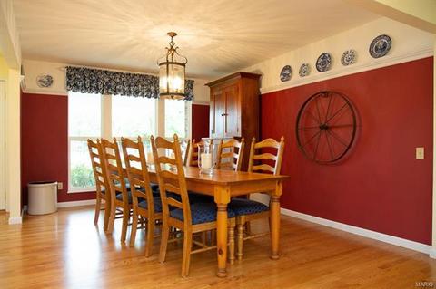 823 Wheelwright, Manchester, MO 63021 photo 9