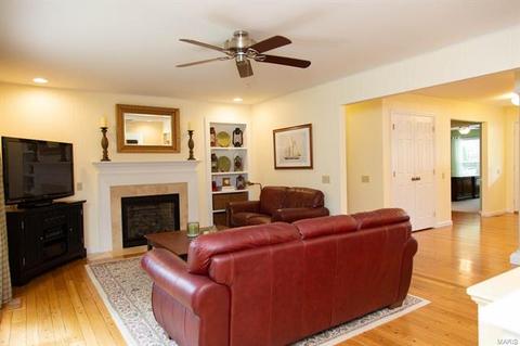 823 Wheelwright, Manchester, MO 63021 photo 12