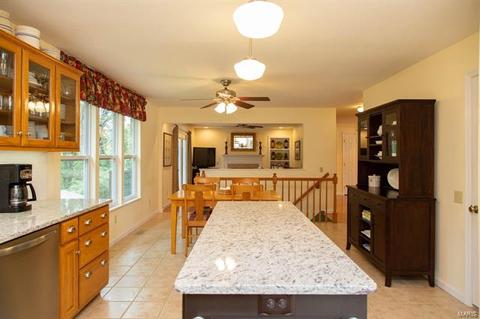 823 Wheelwright, Manchester, MO 63021 photo 16